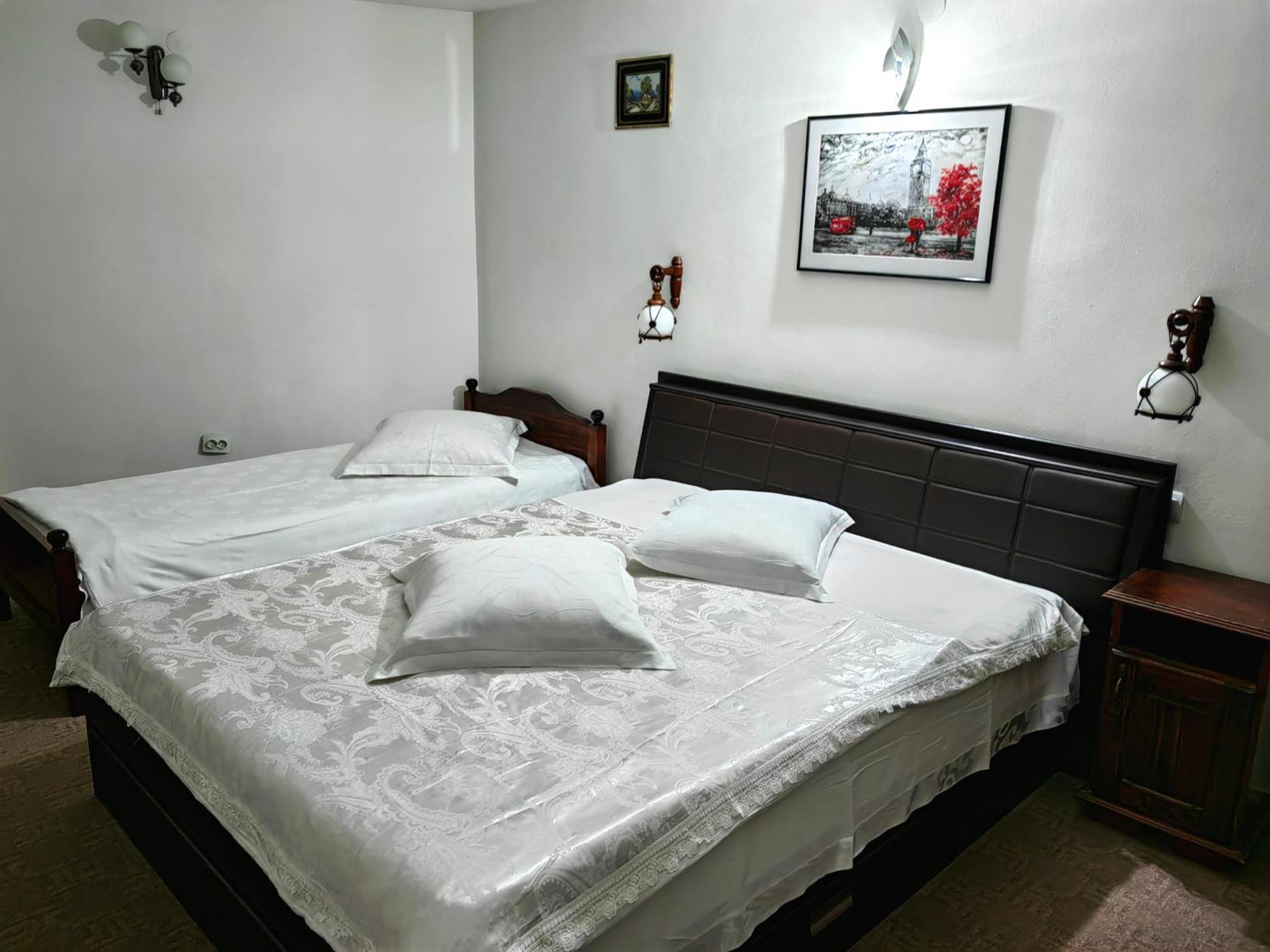 Pensiunea Millenium Sibiu With Parking - Motorcycle Friendly Travel Routes Екстериор снимка